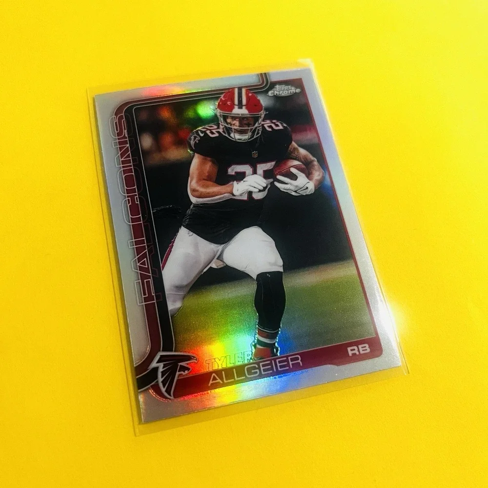 2025 Topps Chrome Football Tyler Allgeier Refractor #17‎ Atlanta Falcons NFL